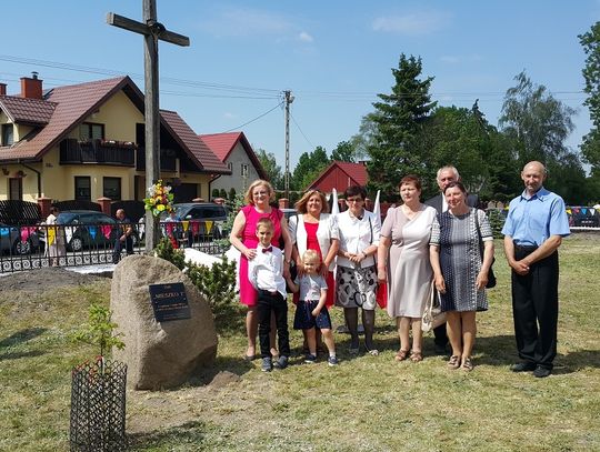 Gm. Kamień : Kapsuła czasu ukryta pod kamieniem