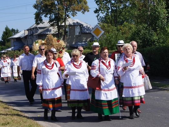 Gm. Kamień. Świętowali, degustując chleb i szarlotkę [WYNIKI+GALERIA ZDJĘĆ]