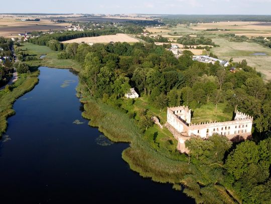 Gm. Krasnystaw. Muzealnicy i poszukiwacze wkraczają na zamek w Krupem