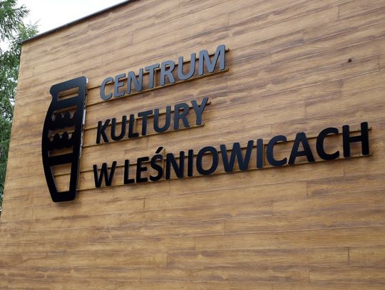 Gm. Leśniowice. Centrum kultury nawiedziła ulewa, a później straż