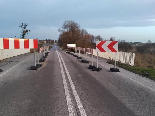 Gm. Leśniowice. Most w Rakołupach czeka na pilną interwencję. Winne bobry?