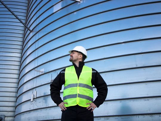 Gm. Leśniowice. Urząd nie opowiedział się jeszcze, jak rozstrzygnie proces dotyczący biogazowni Na połowę marca wójt Joanna Jabłońska przesunęła termin rozstrzygnięcia postępowania w sprawie biogazowni w Janówce. Tak więc zakończenie całego procesu, które miało nastąpić w lutym, nie będzie miało miejsca. Co tym razem stanęło na przeszkodzie do tego, aby zakończyć wszystkie czynności?