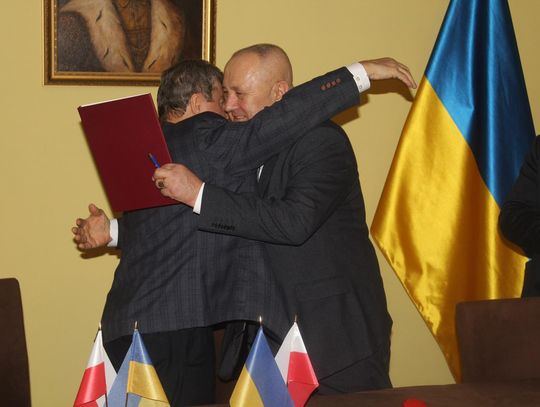 Gminy Rejowiec i Bilki zostały oficjalnie partnerami. Wspólną przyszłość chcą budować na kilku płaszczyznach Gminy Rejowiec i Bilki zostały oficjalnie partnerami. Wspólną przyszłość chcą budować na kilku płaszczyznach