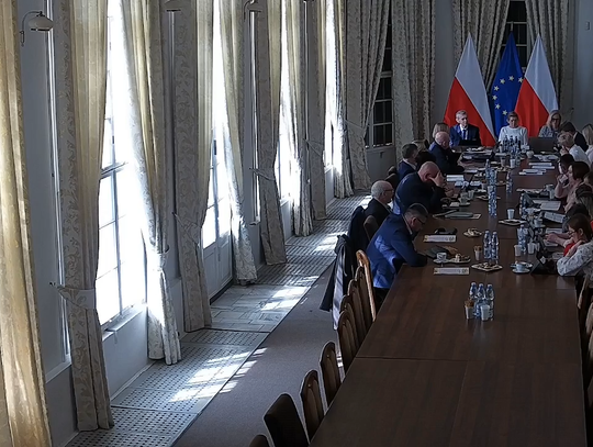 W czasie ostatniej sesji rady miejskiej burmistrz Tadeusz Górski podzielił się z radnymi, nie po raz pierwszy zresztą, refleksją na temat przyszłych losów gminy. Istotną rolę w ich kształtowaniu odegra z pewnością nowy Plan Ogólny. Część mieszkańców uważa, że budowa turbin wiatrowych, biogazowni lub