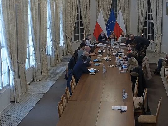 Rozważne dysponowanie dostępnymi zasobami i trafne decyzje z lat ubiegłych pozwoliły wypracować władzom stabilną sytuację finansową i narzędzia potrzebne do prowadzenia skutecznej walki o środki zewnętrzne. W czasie ostatniej sesji nie zabrakło jednak trudnych pytań o perspektywę kilku kolejnych lat