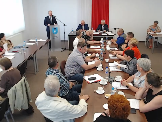 Gm. Ruda-Huta. Radni zgodni w sprawie budżetu. Przyroda wygrywa ze zbiornikiem, strażacy otrzymają nowe wsparcie