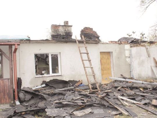 Gm. Siedliszcze: Podpalił swój dom, naraził sąsiadów
