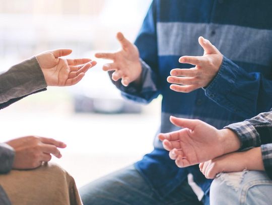 Gm. Siennica Różana. Zmiana imienia szkoły? Rodzice i dyrekcja mówią: NIE!