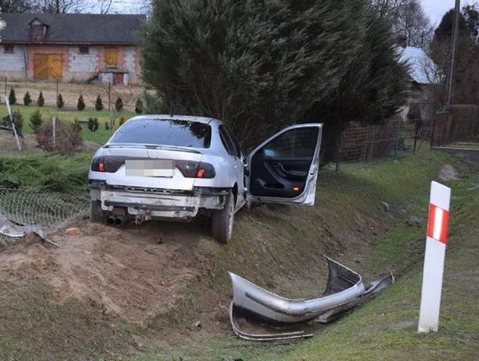 18-latek uderzył w ogrodzenie. Wiózł dwie nastolatki z powiatu chełmskiego