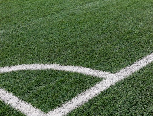 Trwa analiza ofert, jakie zostały złożone w toku postępowania przetargowego dotyczącego modernizacji kompleksu sportowego „Orlik”. Obiekt zlokalizowany jest przy ul. Pogodnej w Wierzbicy. Jaki zakres prac i za jaką kwotę chciałaby zrealizować gmina, a jak do tych założeń odnieśli się fachowcy?