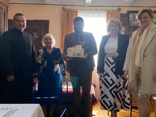 Gm. Wola Uhruska. 103 lata życia, mądrości i uśmiechu – wyjątkowy jubileusz Pani Janiny [GALERIA ZDJĘĆ]