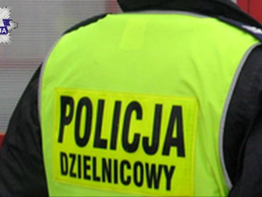 Miał kryjówkę w wychodku. Myślał, że tam policjanci nie zajrzą