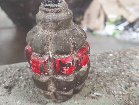 Granat w sortowni śmieci