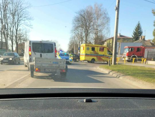 Groźne zderzenie w Chełmie. Motocyklista trafił do szpitala