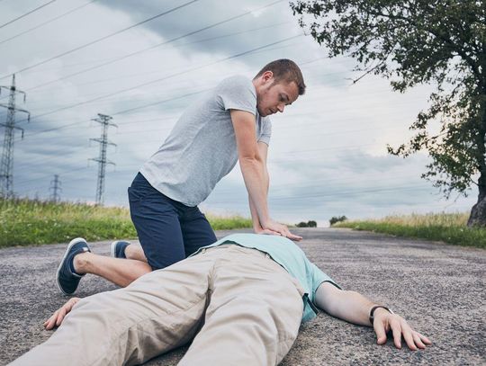 W piątkę uratowali życie 67-letniemu rowerzyście, który dostał zawału