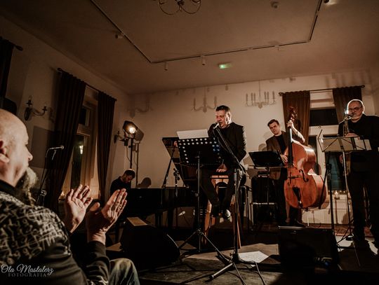 Inauguracja działalności Dworu Sztuki w Siennicy Różanej