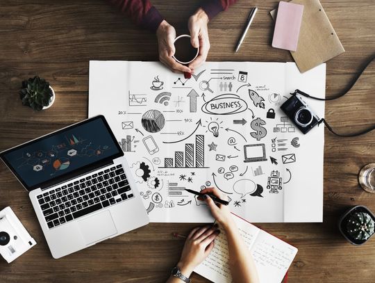 Jak marki wykorzystują popkulturę do kreowania niezapomnianych kampanii marketingowych?