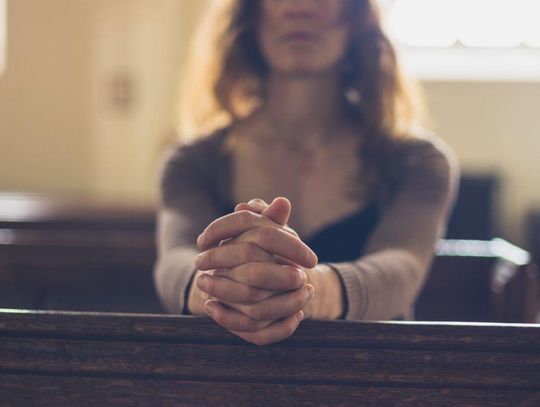 Jak wierzą młodzi? Nie każdy chodzi na religię, Jan Paweł II nie zawsze jest autorytetem