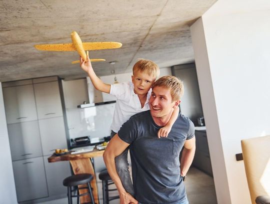 Jak zaplanować wakacje w Europie z dzieckiem, by nie przepłacić?