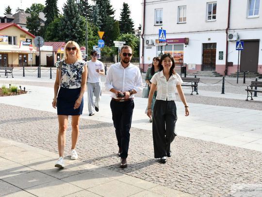 Japońscy twórcy internetowi odwiedzili Krasnystaw. Zainteresowali się Chmielakami [GALERIA ZDJĘĆ]
