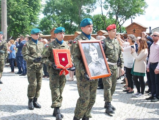 Jastrząb spoczął we Włodawie 