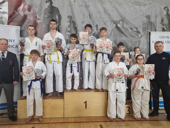 Karatecy Satori świętowali na podium Chełmska Szkoła Karate Kyokushin Satori