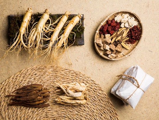 Kilka nieoczywistych powodów, dla których warto suplementować żeń-szeń koreański