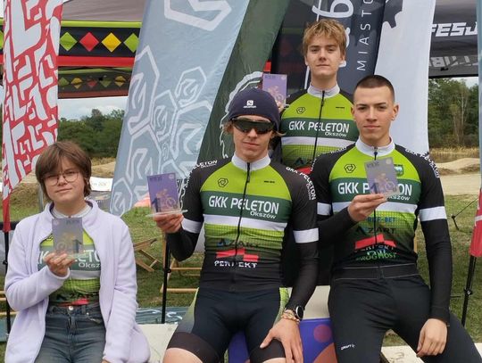 Kolarze Peletonu medalowo zwieńczyli wrzesień