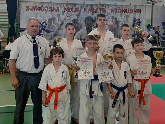 Kończą sezon na podium