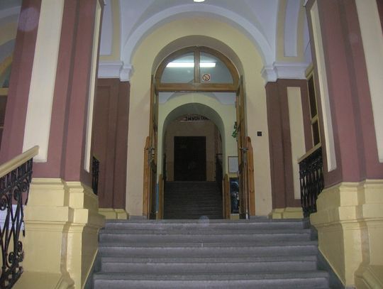 Kontrola w I LO potwierdziła nieprawidłowości