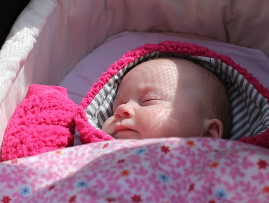 "Kopsnij złotówkę na spacerówkę"