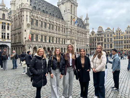 Krasnostawianki na europejskim forum w Brukseli – młode ambasadorki nauki i technologii