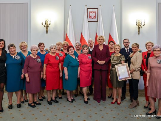 Krasnystaw. "Jesienne Promyki" rozświetliły pałac prezydencki. Krystyna Kobylańska doceniona