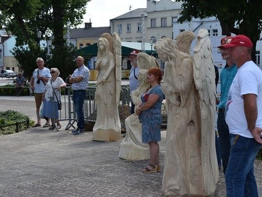 Krasnystaw: Anioły opanowały rynek