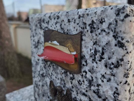 Krasnystaw przejmie opiekę nad grobami wojennymi. Jednogłośna decyzja radnych
