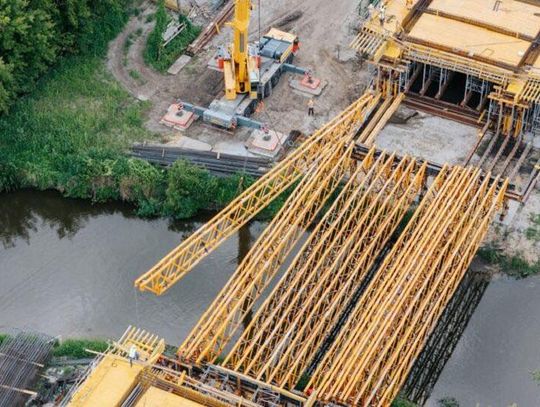 Krasnystaw. Stalowa konstrukcja już stoi