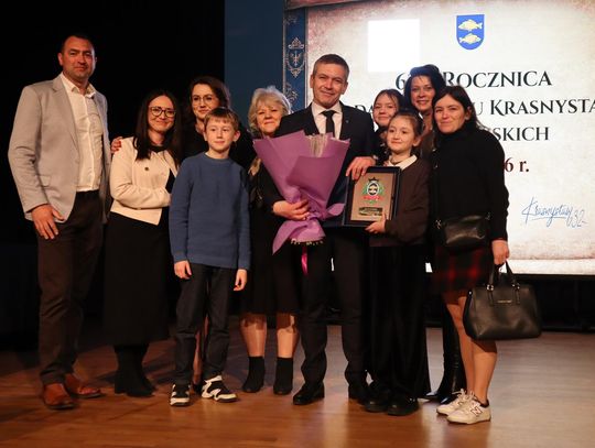 Krasnystaw. Urodzinowa gala miasta - Złote Karpie dla zasłużonych i zapowiedź Chmielaków [GALERIA ZDJĘĆ]