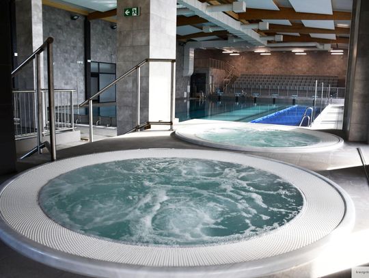 Krasnystaw. Kapiąca woda i korozja na pływalni. Miasto wyjaśnia przyczyny