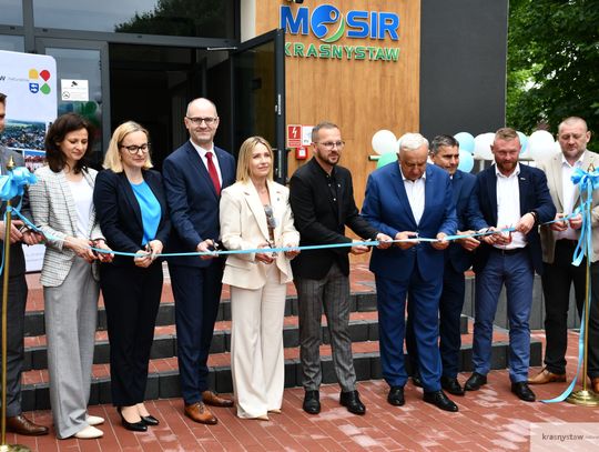 Krasnystaw. Zmodernizowany basen już otwarty. Remont kosztował ponad 28 milionów złotych [GALERIA ZDJĘĆ]