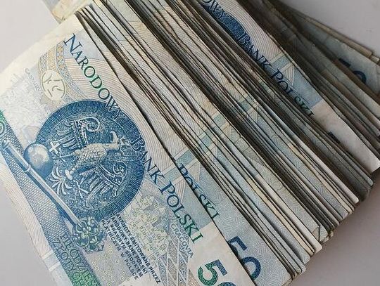 Kredyt 15 tys. zł. Jakie czynniki wpływają na zdolność?