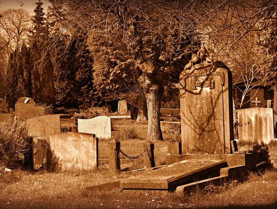 Kwesty na zabytkowe nagrobki nie będzie