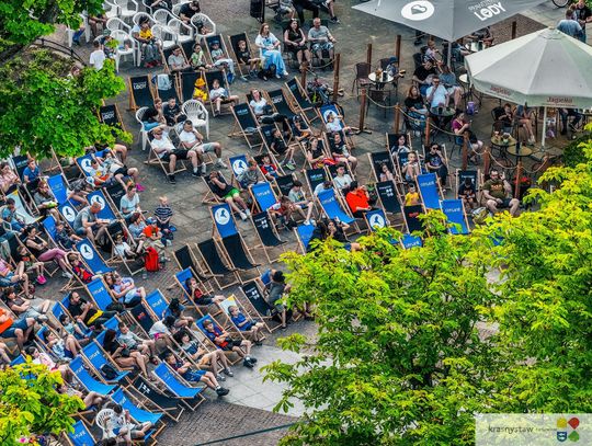 Letni wieczór z kinem i grillem. „Film & Grill” ponownie w Krasnymstawie