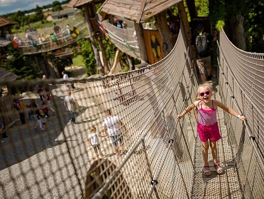 Magiczne Ogrody i świat radości i zabawy