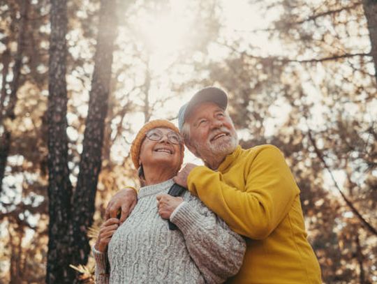 Miłość bez granic wieku - Odkrywanie związków w późnym życiu