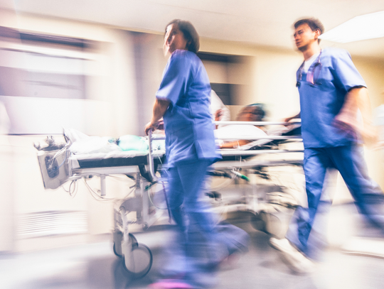 Ministra zdrowia: Szpitale powiatowe muszą zostać. Co z likwidacją?