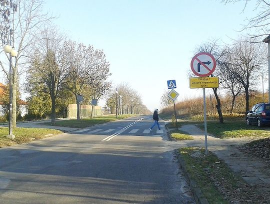 Na Granicznej dziury, na Tuwima ciemno