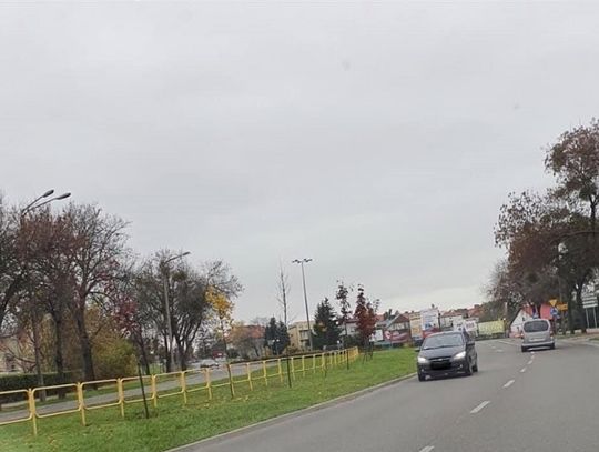 Na rondzie pod prąd