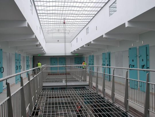 Nauczyciel skazany na więzienie. Jest wyrok za skrzywdzenie uczennicy