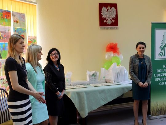 Nowa sekretarz miasta | Super Tydzień