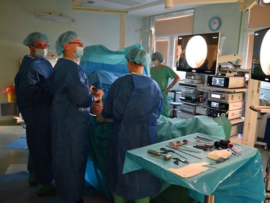 Szpital powiatowy we Włodawie zyskał nowoczesny sprzęt medyczny, który trafił na wyposażenie bloku operacyjnego.